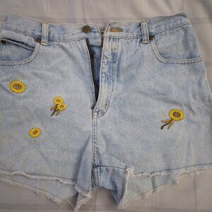 Denim shorts with sunflower decorations